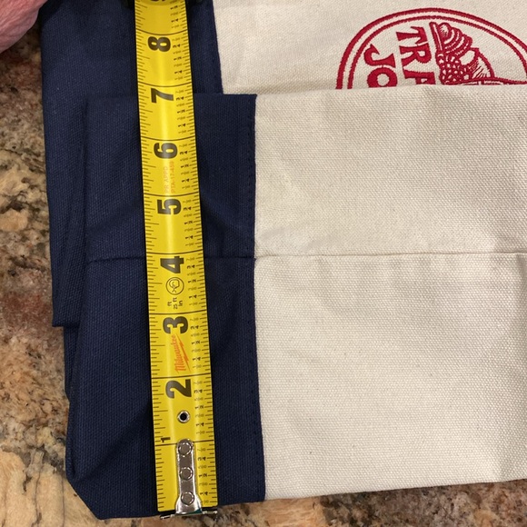 Trader Joe's ‘Canvas Tote Bag’, Cream+Navy w/ Red Logo, Outside Pockets, NWTags - Picture 8 of 9
